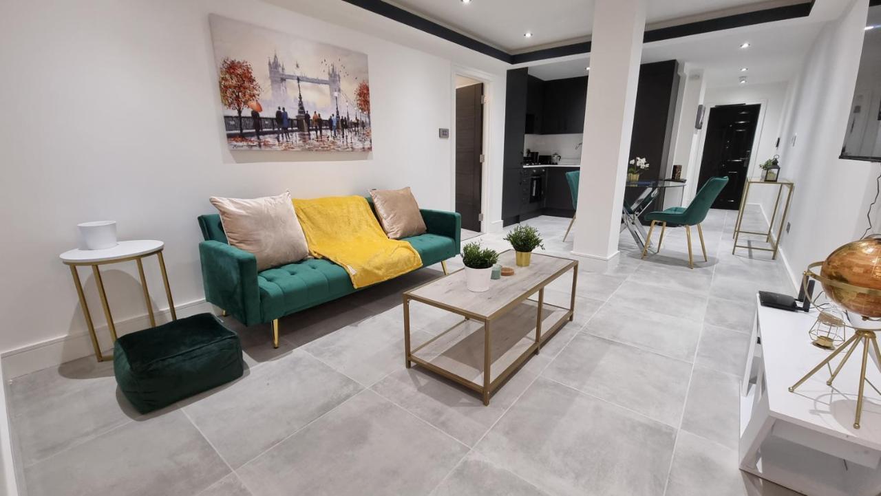 George House Newbury Luxury Apartments Buitenkant foto