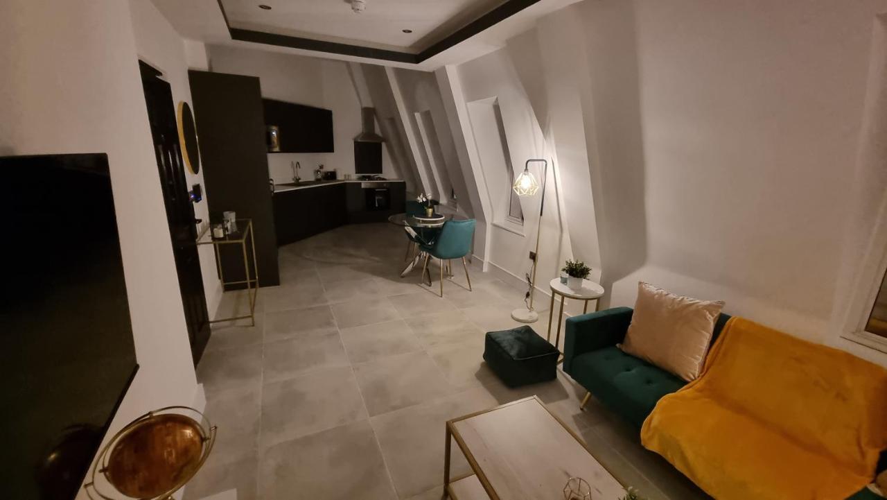George House Newbury Luxury Apartments Buitenkant foto